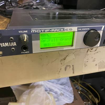 Yamaha Motif ES Rack Tone Generator 2000s - Gray image 2