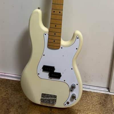 Fender PB70-70M - Alpine White japan made precision bass image 20