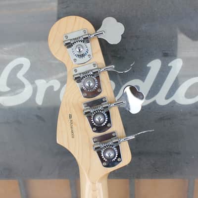 Fender MIM FSR Deluxe Precision Bass Sea Foam Green Metallic image 12