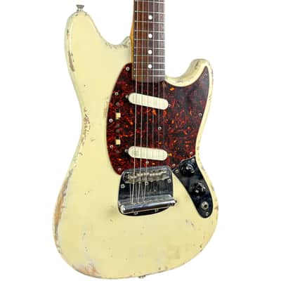 Fender Japan 69 Reissue Mustang 1993-1994 - Heavy Relic Vintage White image 2