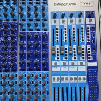 Alto Typhoon 3200 32-Channel Professional Mixing Console + Flight Case - NOS image 3