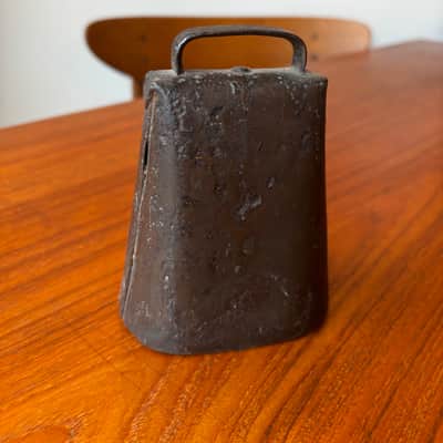Vintage 1900s 4.5" Steel Cowbell Unmarked - See Video! image 2