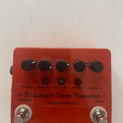 T. Jauernig Electronics D’Luxury Twin Tremolo Rare Guitar Effect Pedal image 2