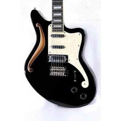 D'Angelico Premier Series Bedford SH Limited-Edition Electric Guitar with Tremolo Regular Black Flake image 3