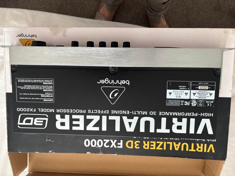 Behringer Virtualizer 3D FX2000 Multi-Engine FX Processor 2010s - Standard image 1