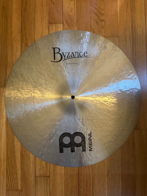 Meinl 22" Byzance Traditional Medium Ride image 1