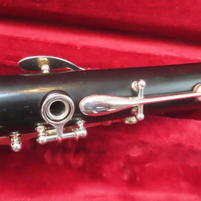 BUFFET E11 CLARINET-IMMACULATE FRESH SERVICE BY BUFFET DEALER + Xtras & Wty image 12