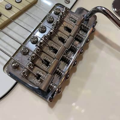 Fender JV Modified '60s Stratocaster 2022 - 2024 - Olympic White image 2
