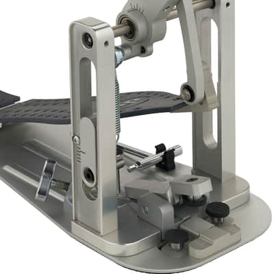 DW MFG Series Machined Direct Drive Single Pedal w/ Bag, Gun Metal Edition (DWCPMDDGR) image 6