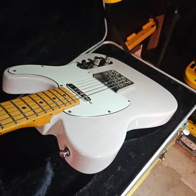 Squire classic vibe 50,s telecaster Blonde see thru over ash body, maple ne k image 8