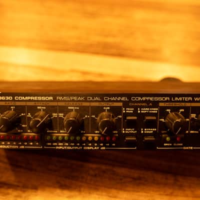 Alesis 3630 Dual-Channel Compressor / Limiter with Gate | Reverb