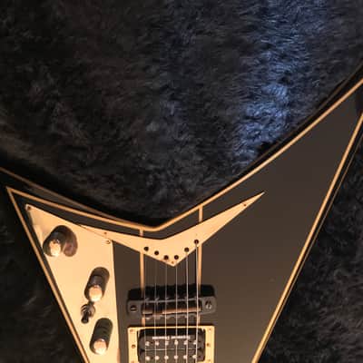 Jackson RR1 Custom Randy Rhoads 1985 San Dimas Custom Shop Offset Flying V Black and gold Pinstripe - PRE Fender era! image 8