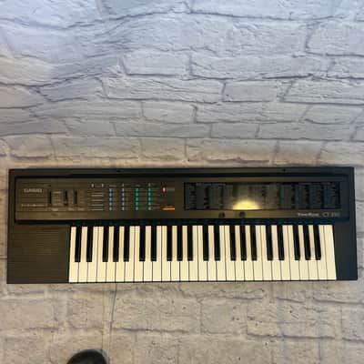 Casio CT-390 49-Key Electronic Keyboard