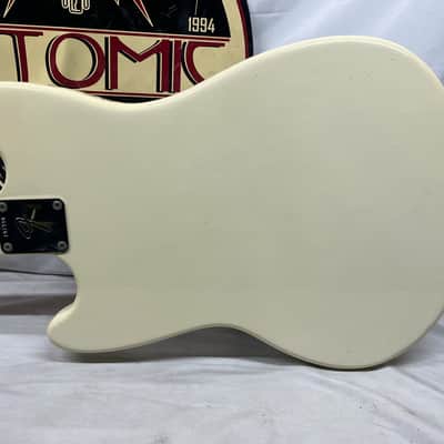 Fender Mustang 1967 Electric Guitar - Non-Original Neck Pickup image 11