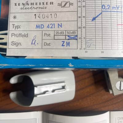 Sennheiser MD421-N Vintage Dynamic Mic 1960s/70s Grey Body – Complete Original Set w/ Box, Case & Tuchel Adapter image 2