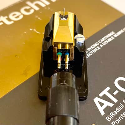 Audio-Technica AT-OC9 MC Cartridge, PCOCC coil, Beryllium cantilever, MicroLine stylus image 8