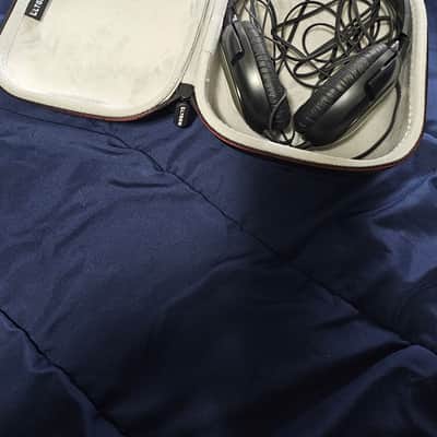 Microphone with free Sennheiser HD206 headphones +  InnoGear Mic stand image 11