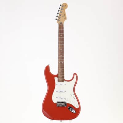 Fender Player Stratocaster with Pau Ferro FB in Sonic Red (2018) [MX18045311] (05/18) image 13