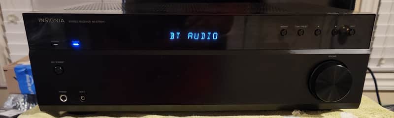 Insignia Insignia NS-STR514 is a 200-watt, 2-channel stereo receiver 2000 - Black image 1