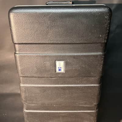 MTS Products 61-Key Keyboard Hard Shell Case w/ Wheels - Grey image 2