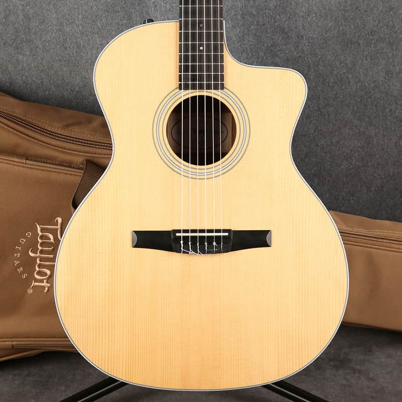 Taylor 214ce-N Grand Auditorium Electro Classical - Natural - 2nd Hand image 1