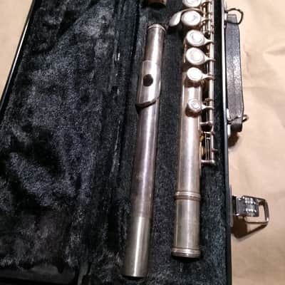 Yamaha YFL-225SII Flute, Japan, with case image 2