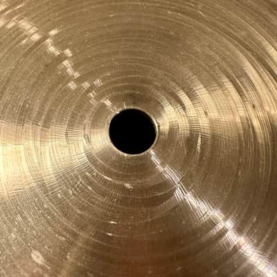 🔈🔈 UFIP Experience series 18” flat ride 2020s - Traditional hand-hammered image 2