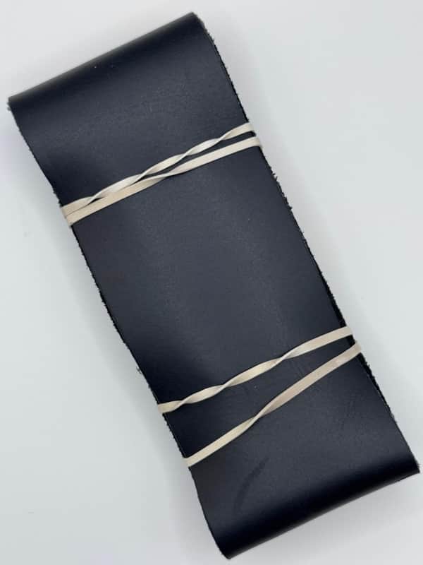 Unbranded Leather Guitar Strap, 2.5" image 1