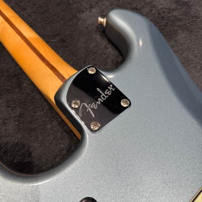Fender Deluxe Roadhouse Stratocaster with Pau Ferro Fretboard 2018 - 2021 - Mystic Ice Blue image 13