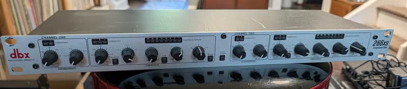 Immagine dbx 266XS Dual Compressor/Gate, 2 Channels, Super Dynamics, 1/4” TRS/XLR - 1