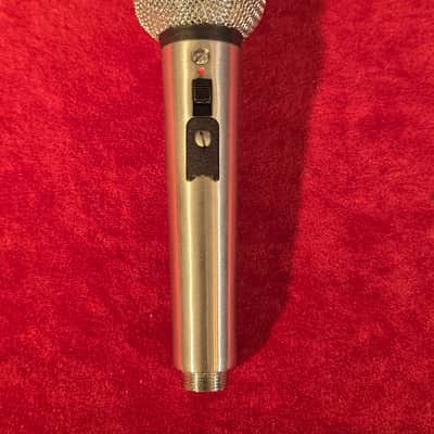 Vintage 1970s Shure 585SB Unisphere A Dynamic Cardioid Microphone Chrome w/ Two Prong Cable image 2
