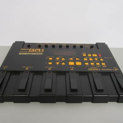 Roland GR-1 マルチエフェクター ローランド ギター シンセサイザー Roland GR-1 Guitar Synthesizer | Reverb