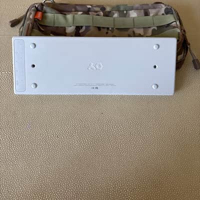 Teenage Engineering OP-1 Portable Synthesizer Workstation 2011 - Present - White image 5