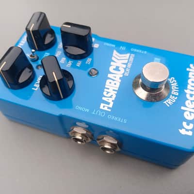 TC Electronic Flashback 2 Delay & Looper Blue + Alimentation image 2