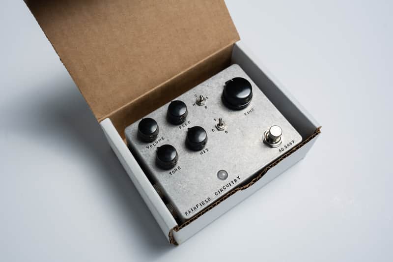 Fairfield Circuitry Meet Maude - Modulated Analog Delay