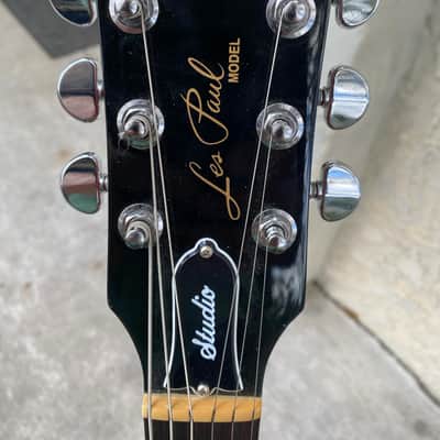 Gibson Les Paul Studio without Fretboard Binding 2019 - 2024 - Wine Red image 3