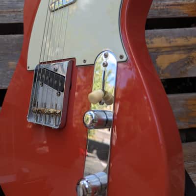 Fender Vintera '50s Telecaster Fiesta Red with extra gear image 3