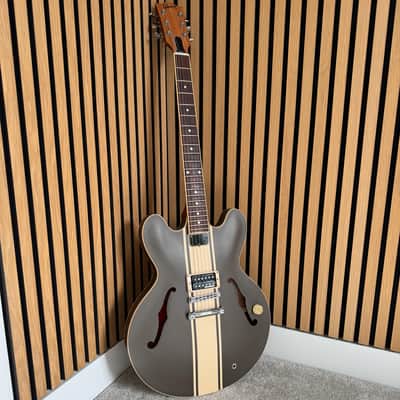 Gibson Tom DeLonge Signature ES-333 | Satin Brown with Stripe image 1