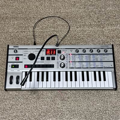 Korg microKORG PT Limited Edition 37-Key Synthesizer/Vocoder