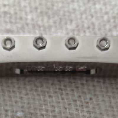 Gotoh GE103B-T N TOM-Style Bridge - Nickel image 6