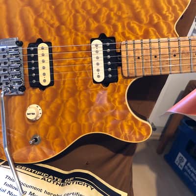 Music Man Axis USA Custom Made Trans Gold Quilt Birdseye Maple w