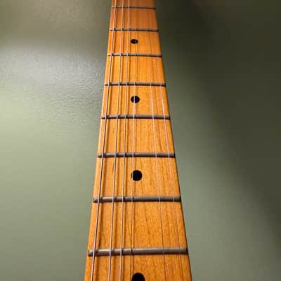 Tanglewood Signature TSB 57 Strat Style Electric Guitar In White image 3