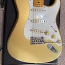 Fender Lincoln Brewster Stratocaster 2019 - Present - Aztec Gold