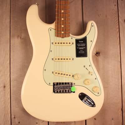 Fender Vintera '60s Stratocaster Modified with Pau Ferro Fretboard 2019 - Present - Olympic White image 1