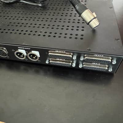 Universal Audio Apollo x16 Thunderbolt 3 comes LOADED w/PLUGINS!! MINT! image 6