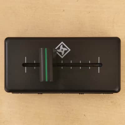 Stokyo Kutter – Scratch crossfader for Portablism image 2