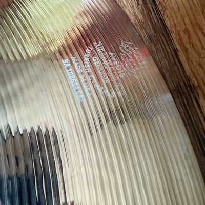 Zildjian 24” Orchestral Concept Ride - Brilliant / Traditional image 4