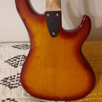 1996/1997 G&L SB-1 image 7