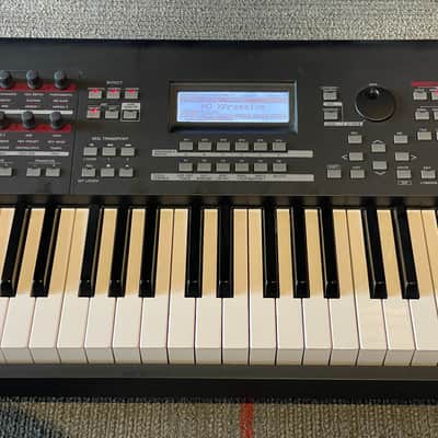 Yamaha MOX8 is an 88-key Keyboard Workstation image 3