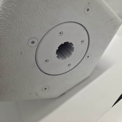 Martin Audio CDD-LIVE8 Ultra-Compact Powered 2-Way Loudspeaker System (Pair) image 8